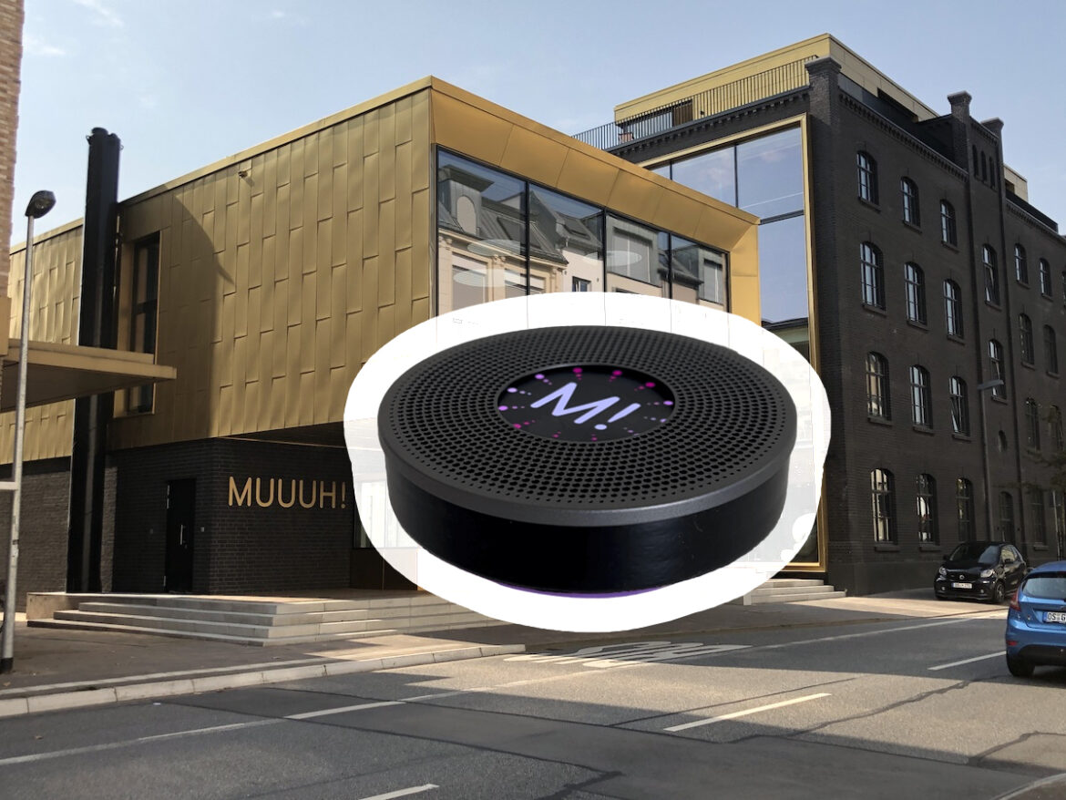 Muuuhtivator vor dem Hageloft der MUUUH! Group