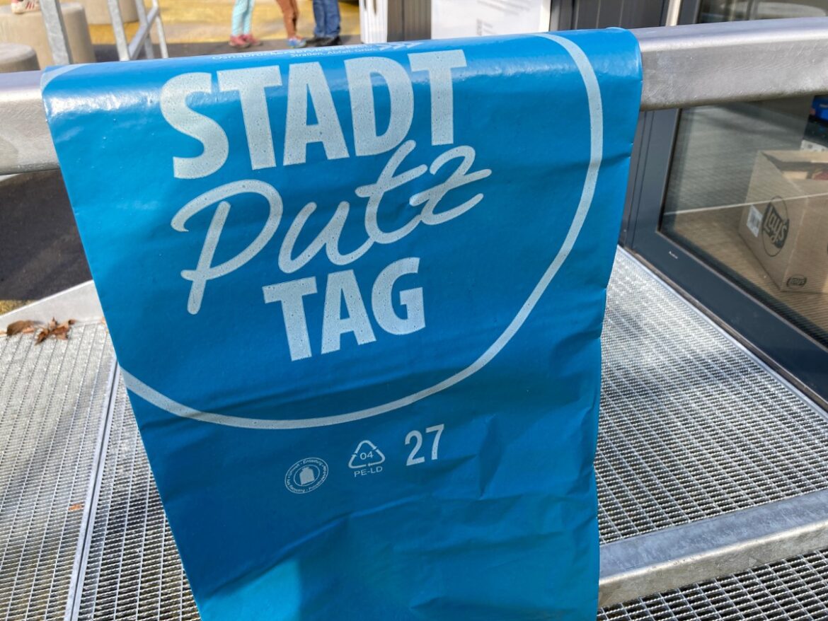 In Osnabrück wird Müll gesammelt.