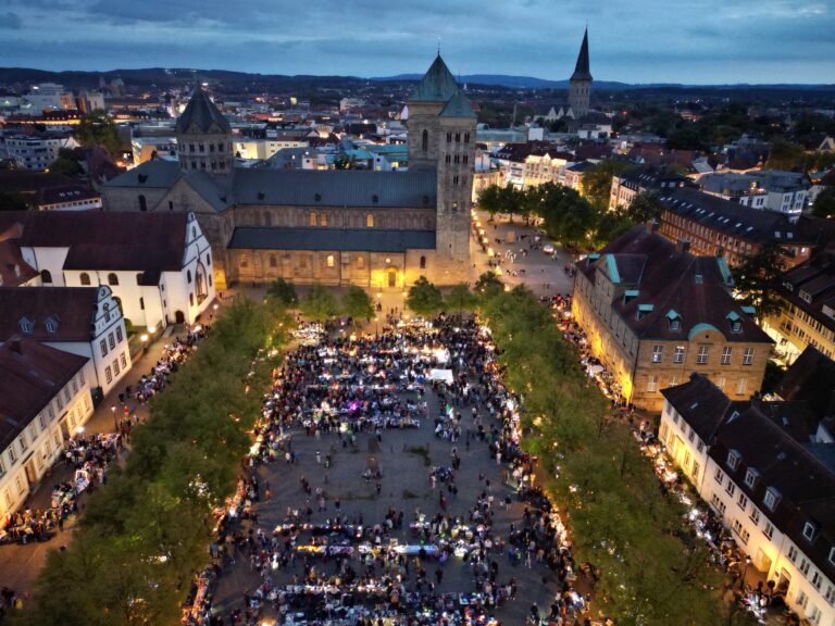 Nachtflohmarkt 2024 in Altstadt