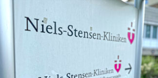 Schild Niels-Stensen-Klinik St. Raphael in Ostercappeln
