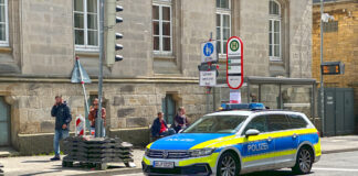 Polizeistreife auf dem Neumarkt