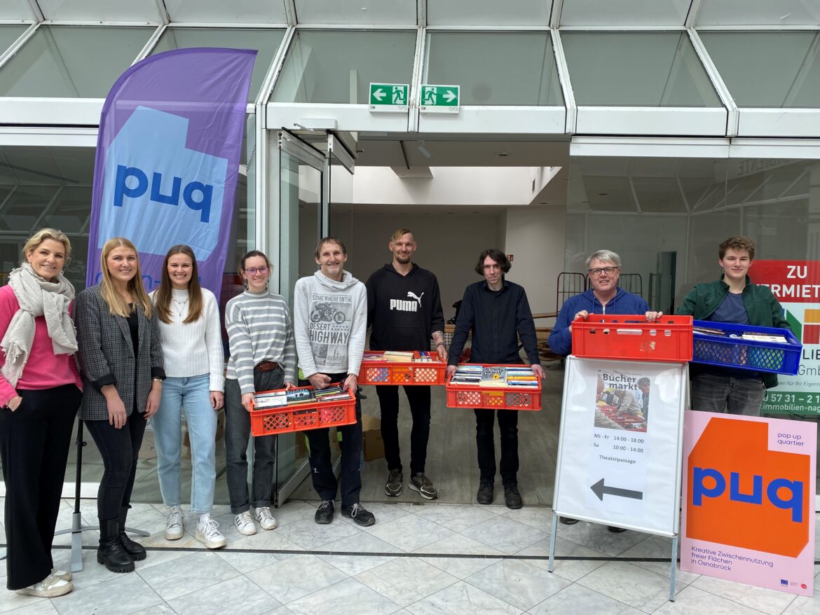 Team Citymanagement der Marketing Osnabrück GmbH und Ehrenamtliche des Förderkreises Wohnungslosenhilfe. / Foto: Marketing Osnabrück GmbH