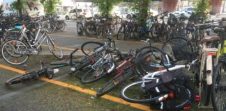 Alltag auf dem provisorischen Radboulevard. / Foto: Dominik Lapp