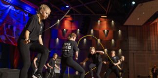 Die Rope-Skipping-Wettkampfgruppe der TSG 07 Burg Gretesch sorgte bei der Ehrung für Sportlerinnen und Sportler für mächtig Stimmung.