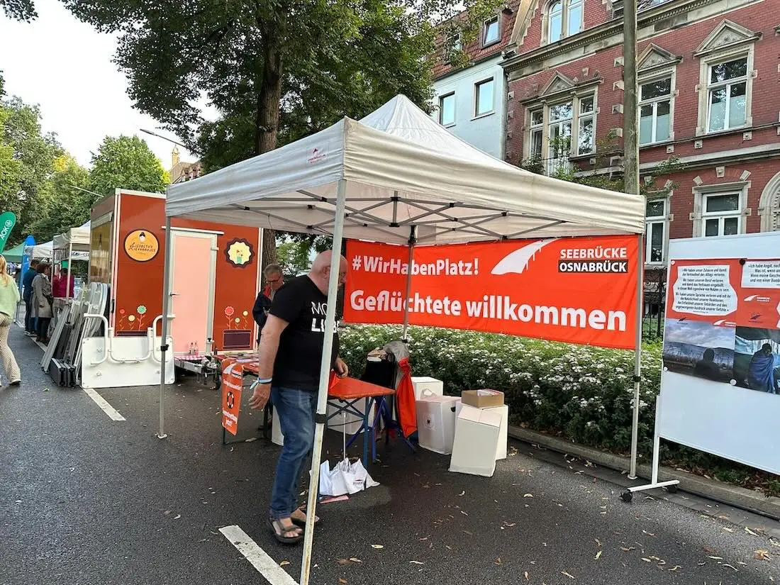 War vielleicht nicht unbedingt von großem Interesse für die meisten Besucher, aber auch die "Seebrücke Osnabrück", bei der auch der DGB Mitglied ist, war 2023 auf dem Wall vertreten.