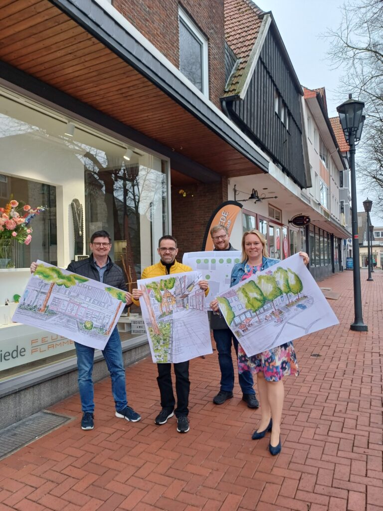 Ortsbürgermeister Uwe Plaß, Stadtbaurat Florian Schmeing und Bürgermeisterin Jutta Dettmann. Foto: Stadt Melle
