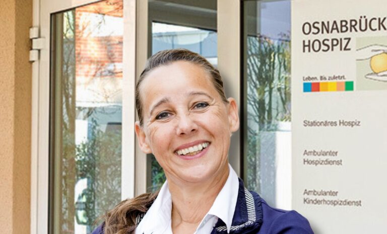Simone Vennemann vor dem Hospiz Osnabrück