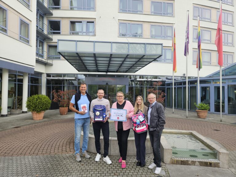 Von links: Lars Riedel, Fabian Voges, Sonja Reichstein, Sarah Naumann, Reinhard Höfelmeyer. / Foto: Vienna House by Wyndham