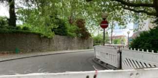 Straßensperrung (Symbolbild)