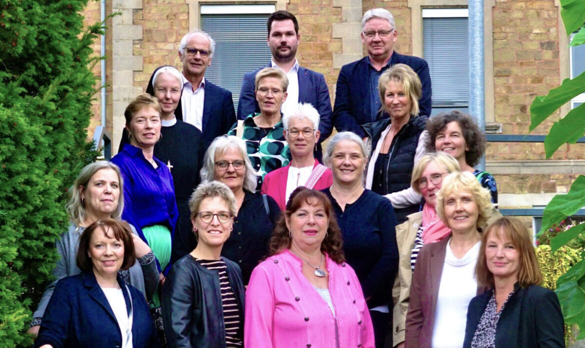 Jubilare des Krankenhauses St. Raphael geehrt. Foto: NSK