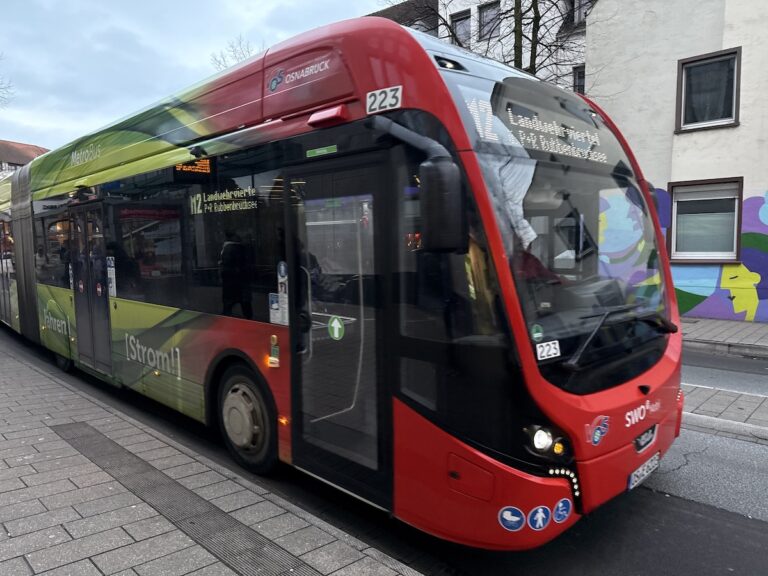 Metrobus der Stadtwerke Osnabrück in Osnabrück (Gesamtstadt)