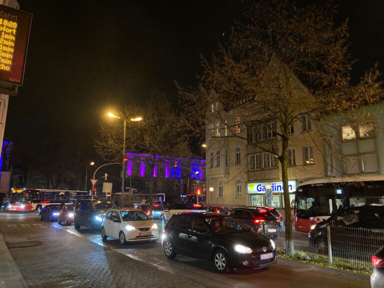 Stau in der Dielingerstrasse Osnabrück in Osnabrück (Gesamtstadt)
