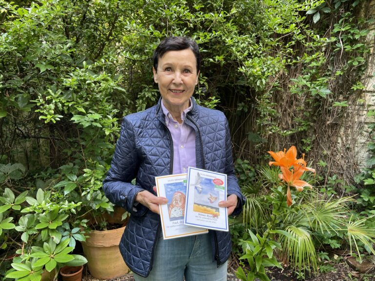 Sylvia Brinkmann ist Autorin und Illustratorin