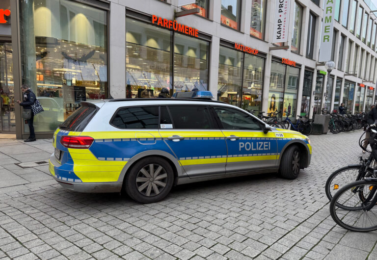 Polizei in der Großen Straße in Osnabrück