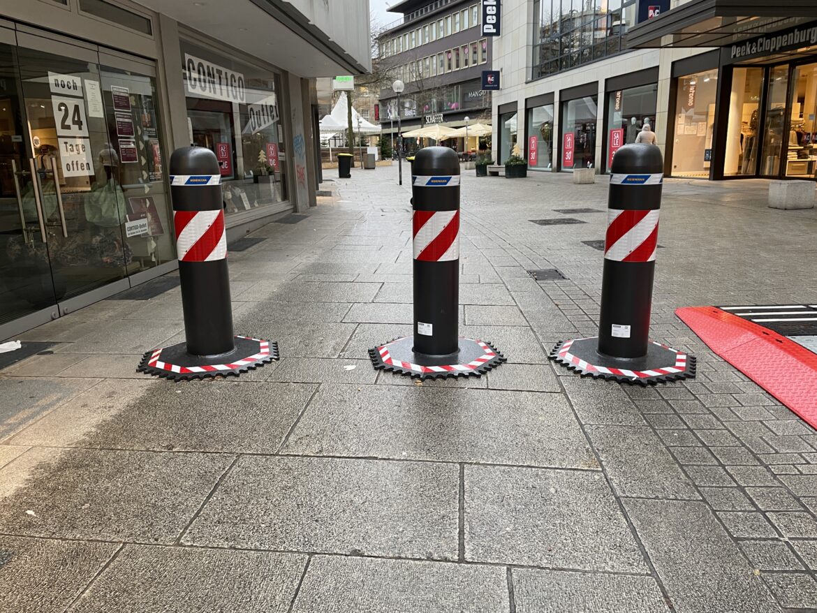 Terrorsperre in der Krahnstraße in Osnabrück. / Foto: Dominik Lapp