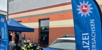 "Tough like a cop" begeistert bei dritter Auflage der Azubi-Messe.