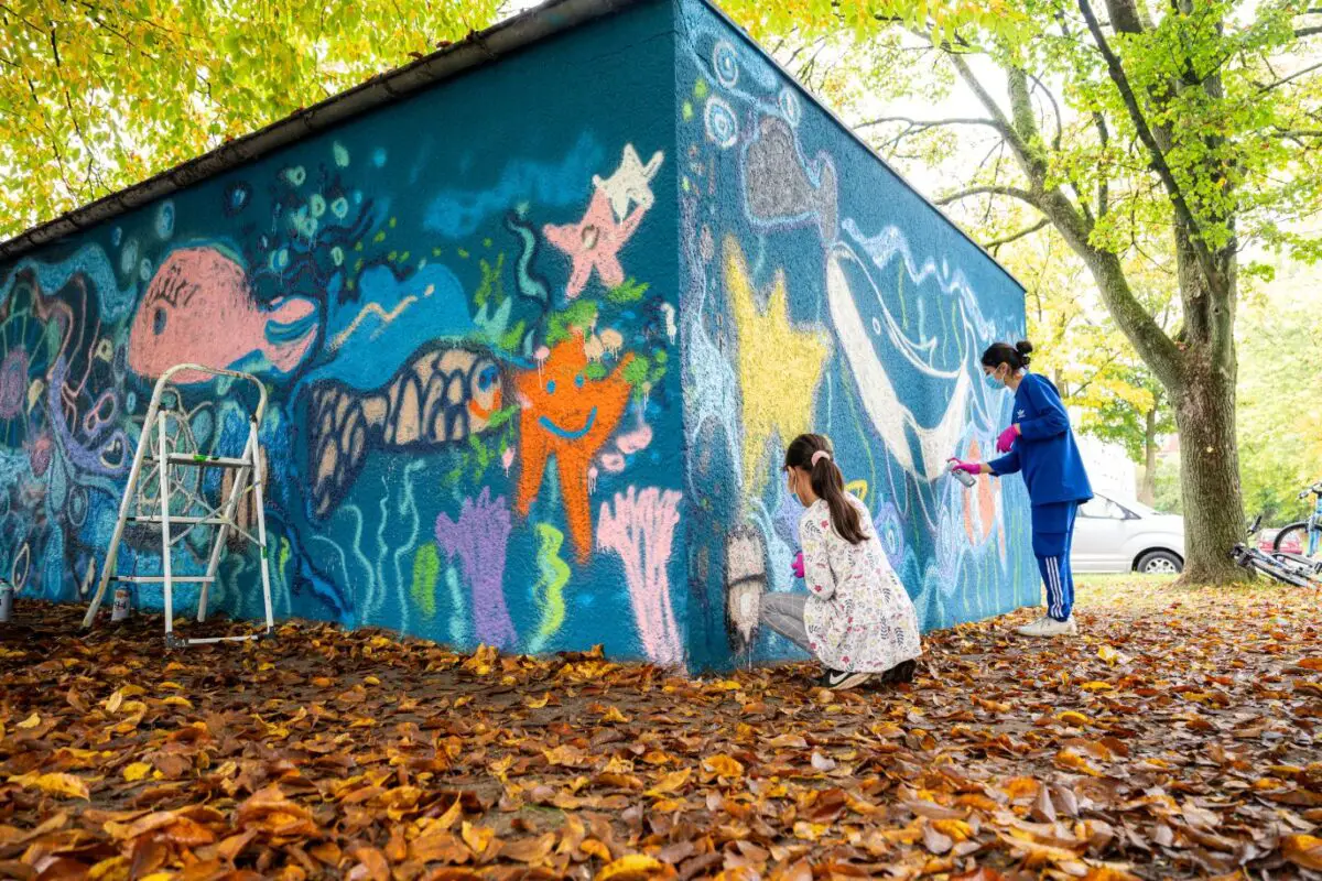 Bunte Unterwasserwelt mitten im Quartier Dodesheide