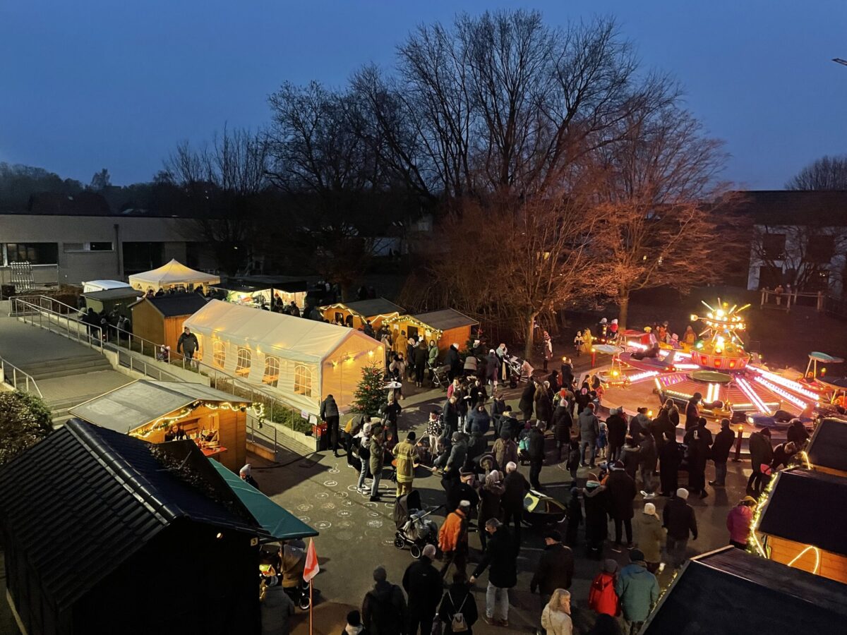 Weihnachtsmarkt in Sutthausen. / Foto: Felix Hehmann
