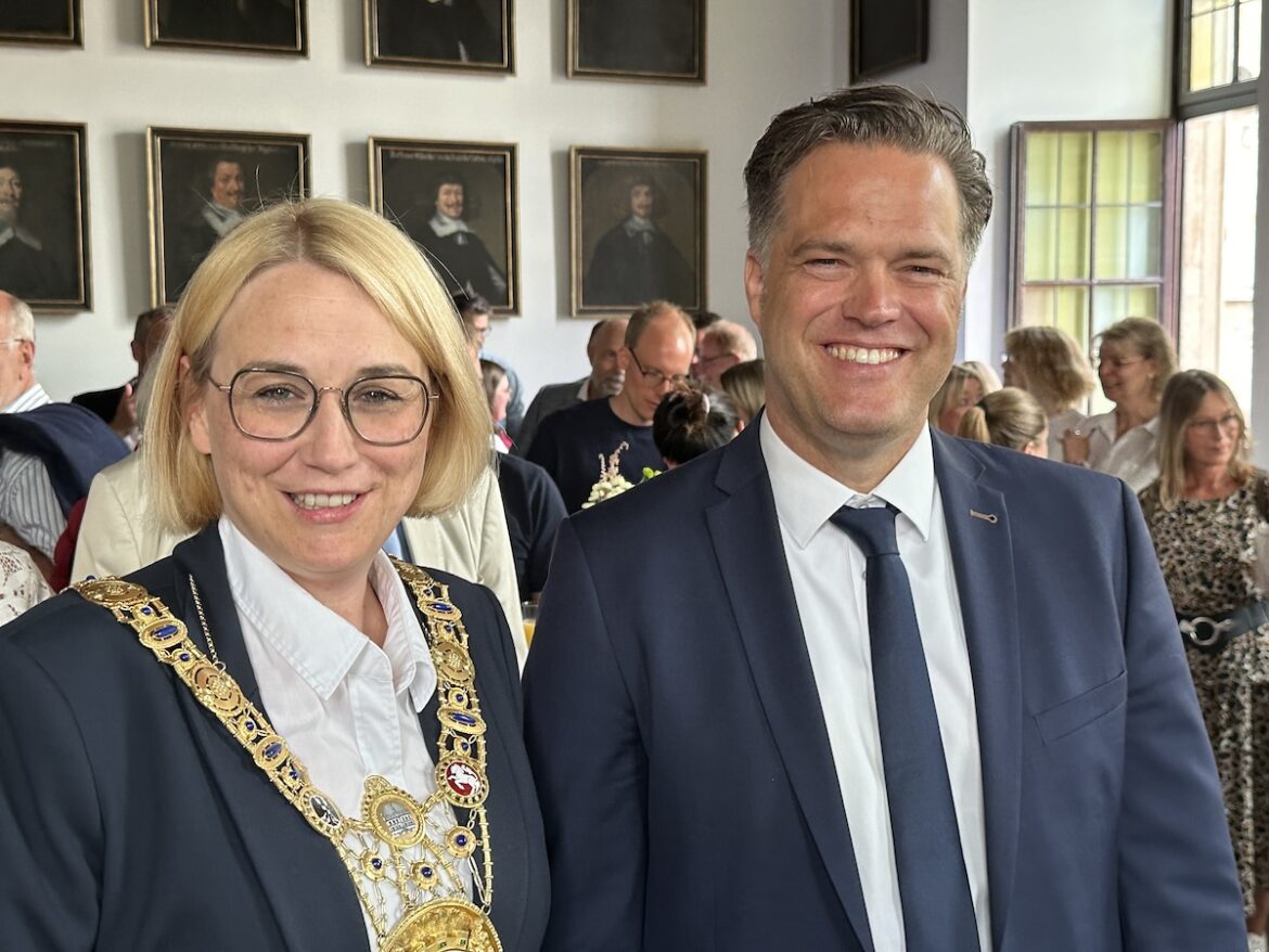 Oberbürgermeisterin Katharina Pötter und Stadtbaurat Thimo Weitemeier