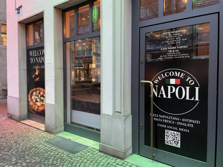 Welcome to Napoli in Innenstadt